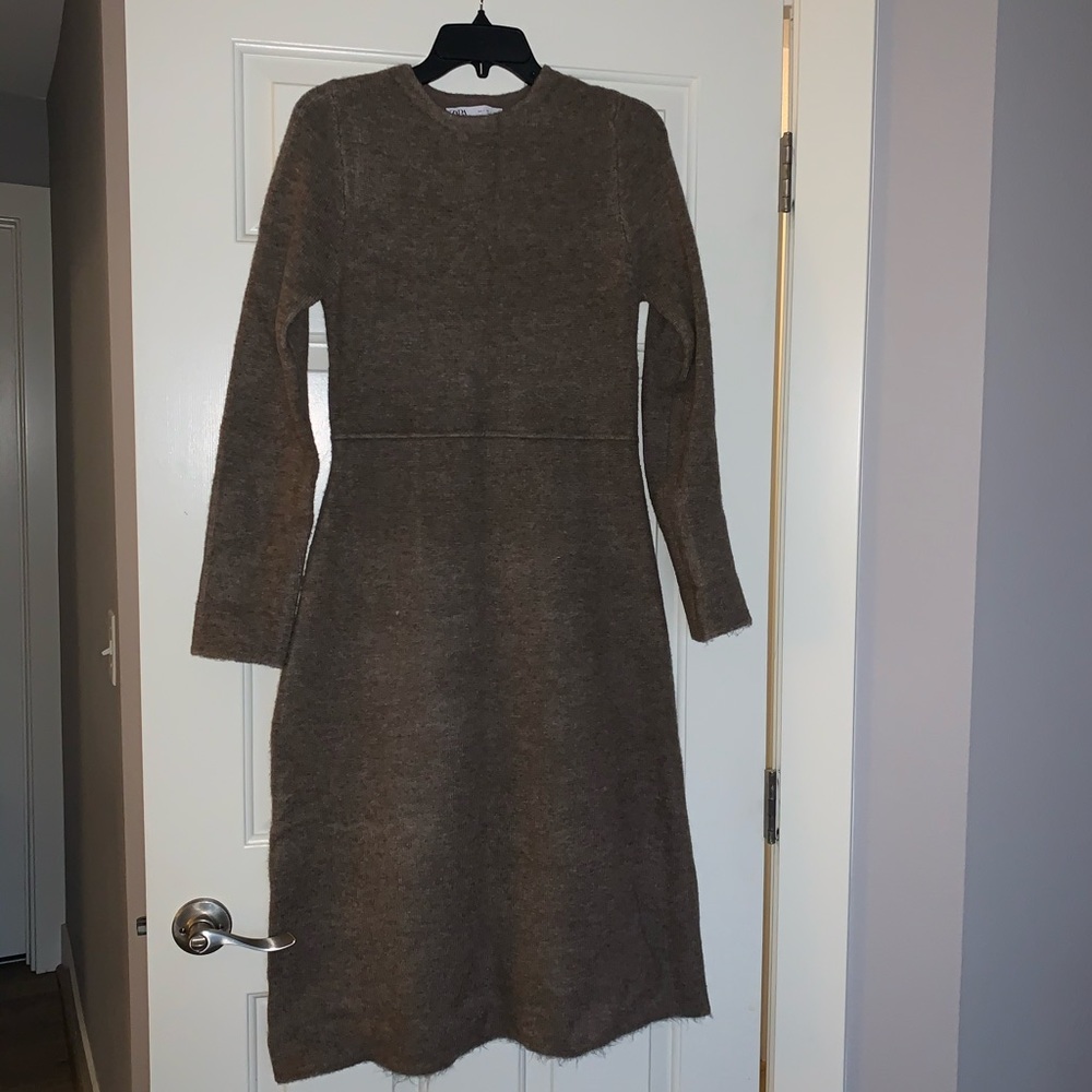 Zara sweater dress S